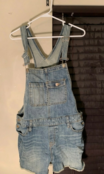 Jean romper - Picture 1 of 1